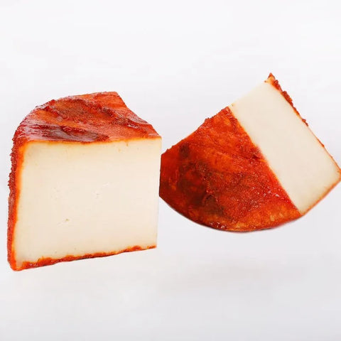 Cuevas del Campo – Spanish Goat Cheese with Paprika ~700 g (Aprox)